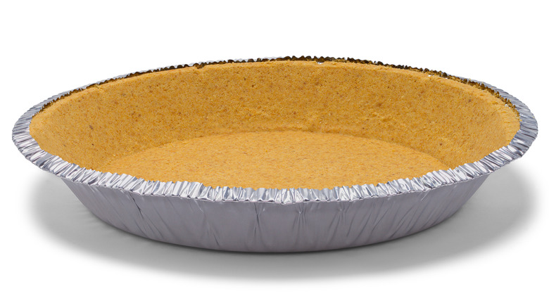 Finely-ground crust in pie pan