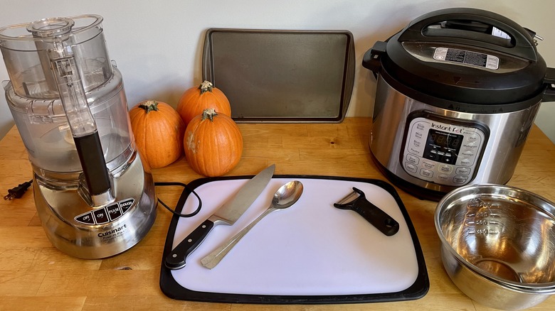 Assortment of kitchen goods