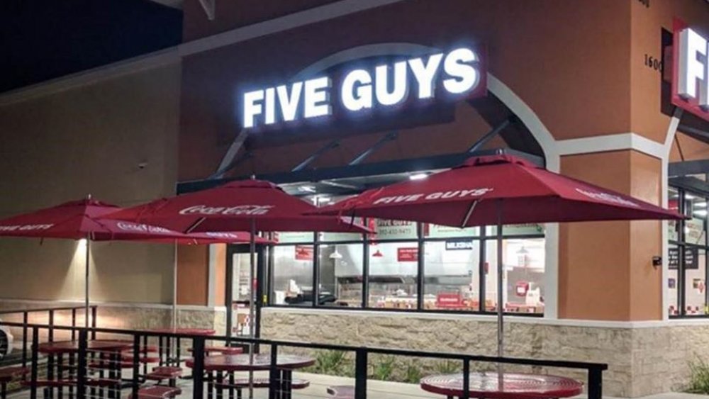 five guys sign