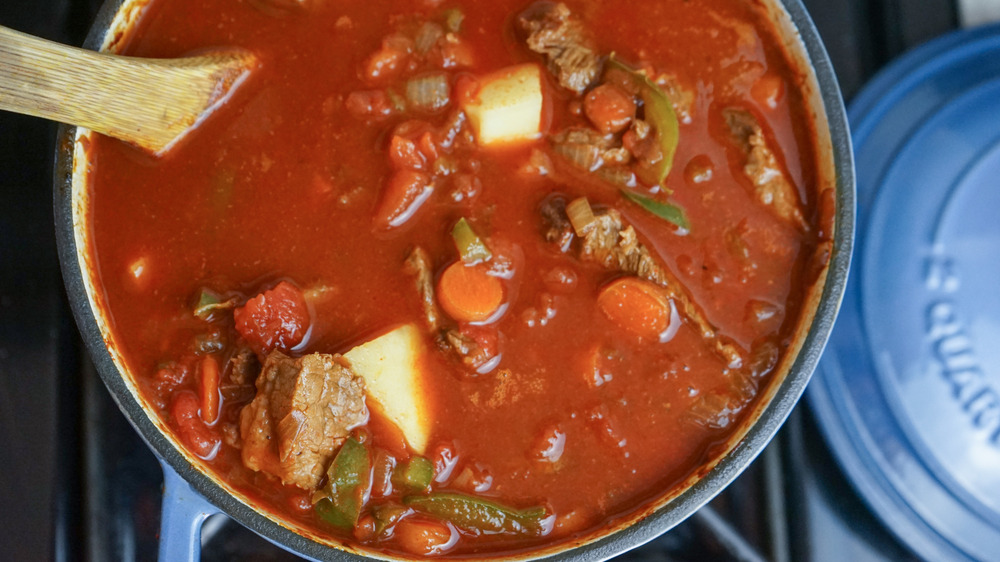 Simmer goulash