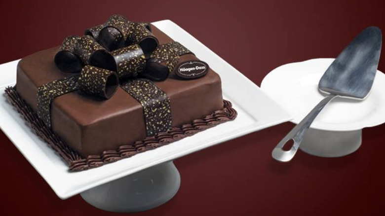 Häagen-Dazs chocolate cake