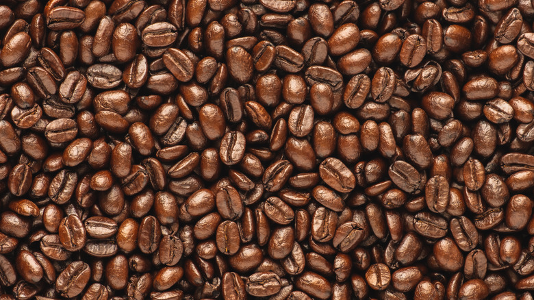 roasted coffee beans