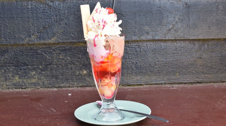 knickerbocker glory sundae 