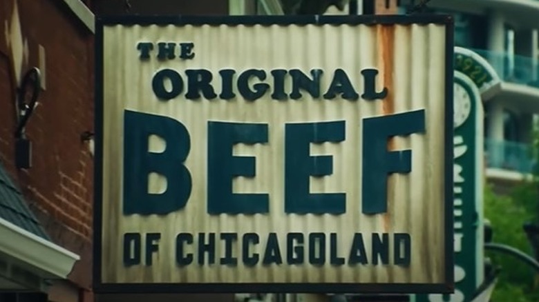 Front sign of fictional restaurant in The Bear