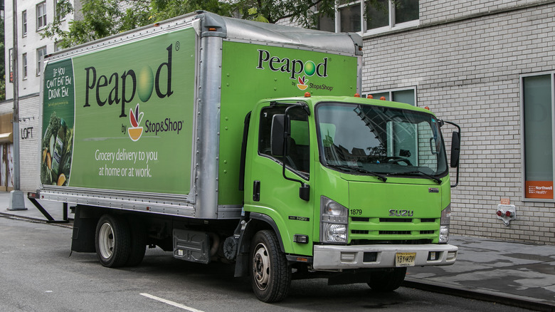 Peapod delivery truck