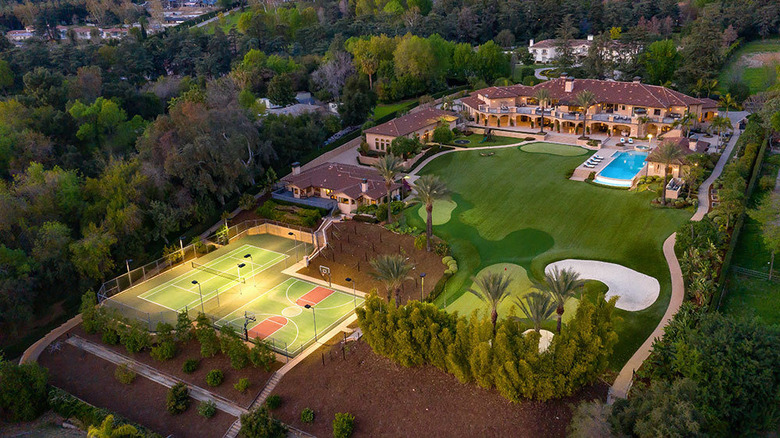 Ariel view of Lynsi Snyder's former Californian house