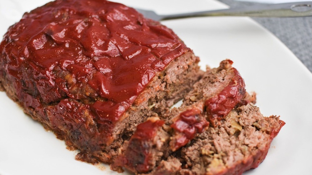 meatloaf with ketchup on top