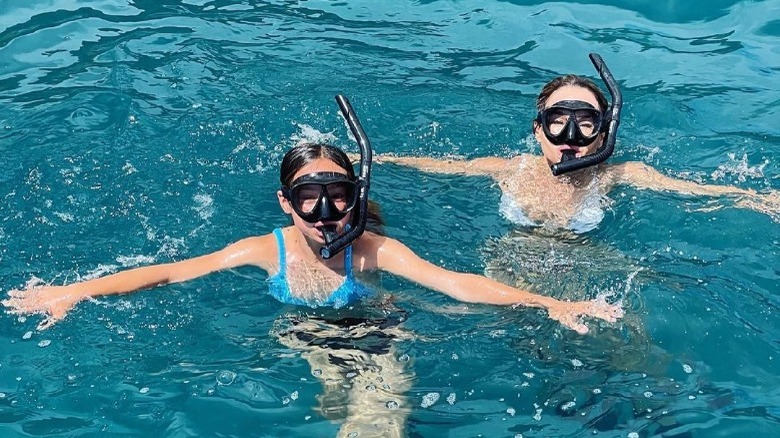 Giada De Laurentiis with daughter jade in water