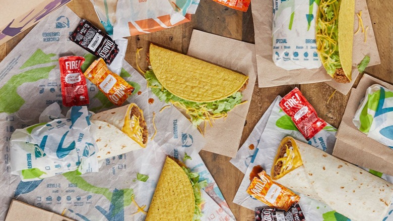 An assortment of Taco Bell food on a table.