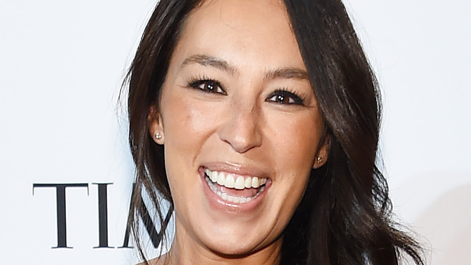 Instagram Is Loving Joanna Gaines Video Of Her Son Enjoying Fall Weather   L Intro 1634704874 