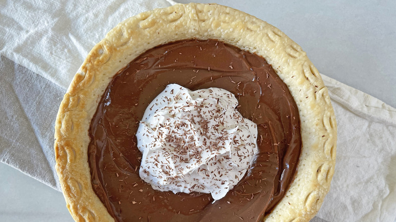 pudding pie with whipped cream