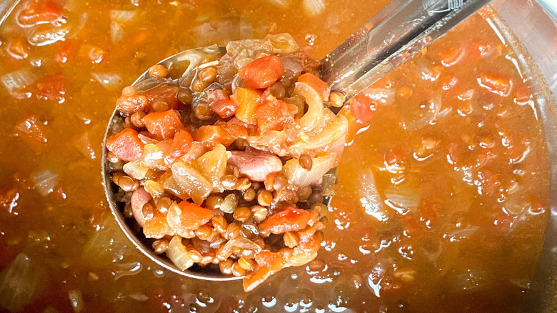 Dal Mahkani cooking