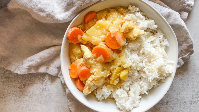 plate of curry with rice