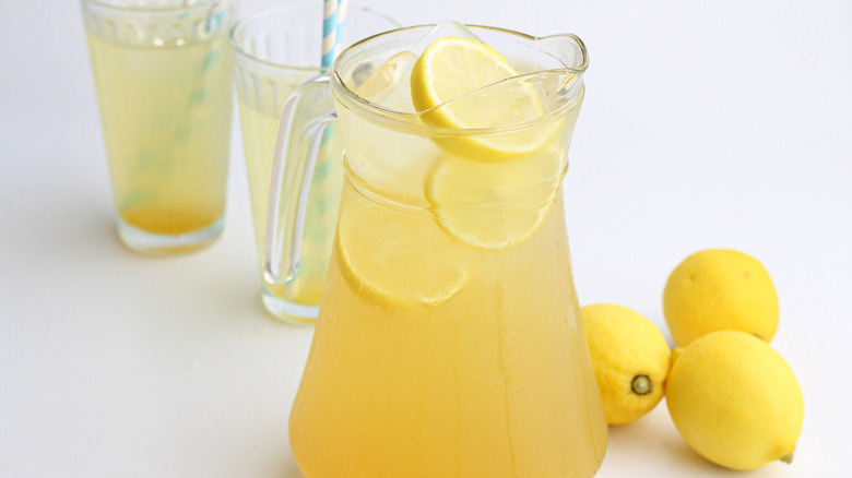 lemonade in glasses 