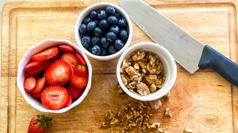 cutting fresh berries