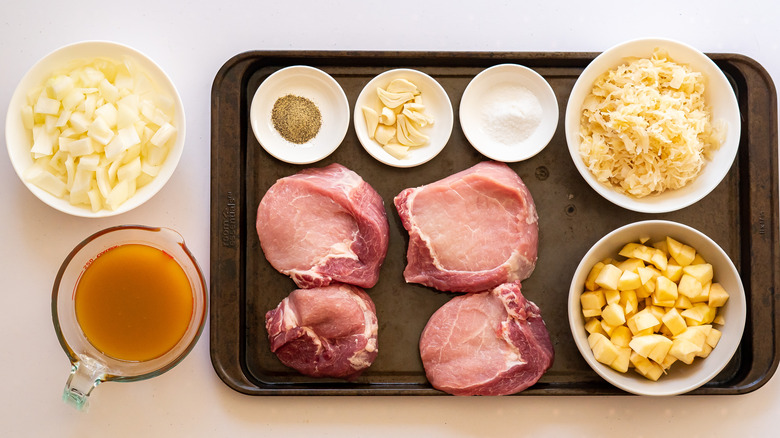 pork and sauerkraut ingredients 