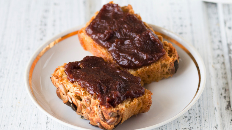 date paste spread on seeded bread