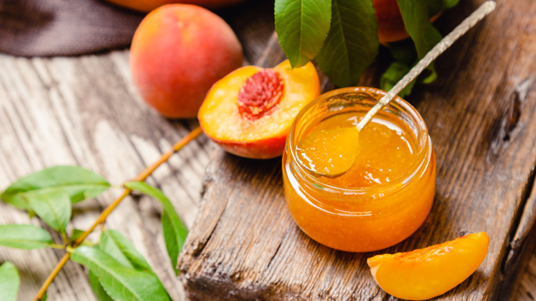 peach jam with fresh peaches