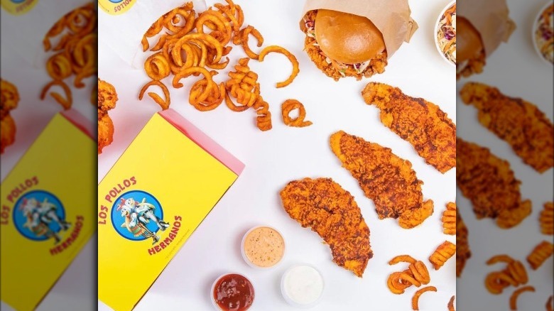 Food from Los Pollos Hermanos virtual restaurants