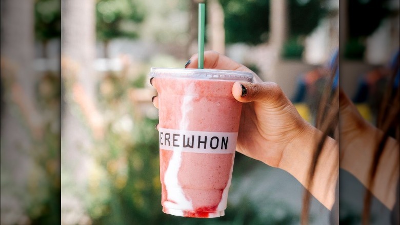 Hailey Bieber erewhon smoothie