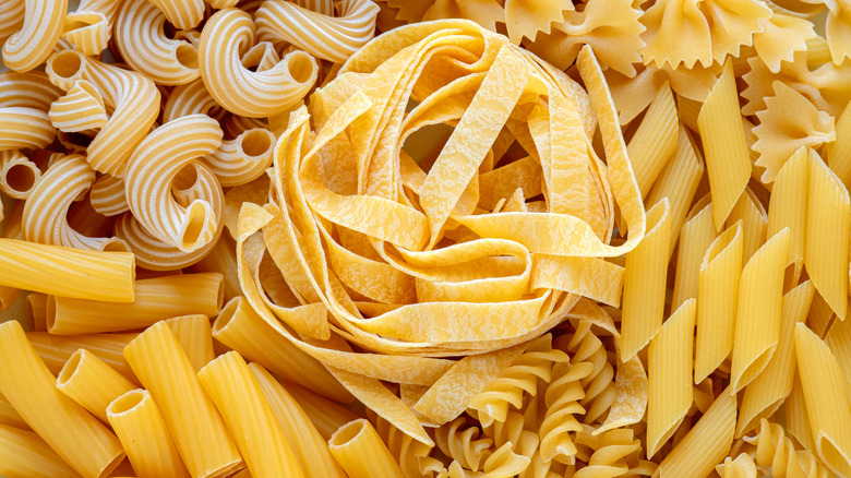 Spread of different pasta shapes