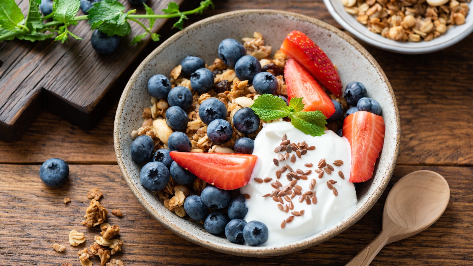 Is There A Difference Between Straggisto And Greek Yogurt?