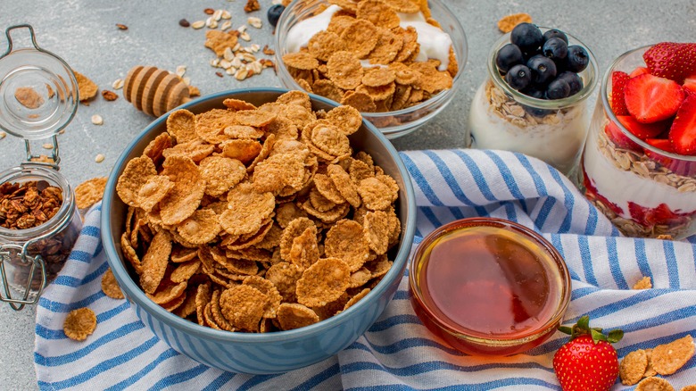 cereal with honey and fruit