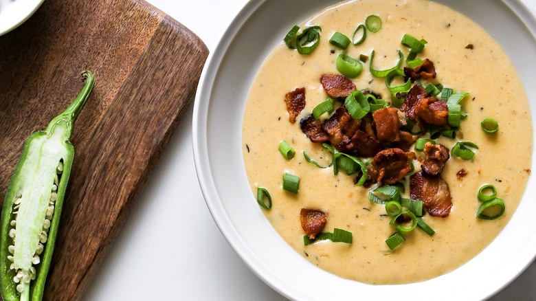 jalapeno beer cheese soup