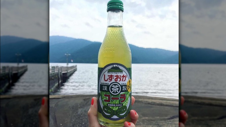 Shizuoka Green Tea soda and lake