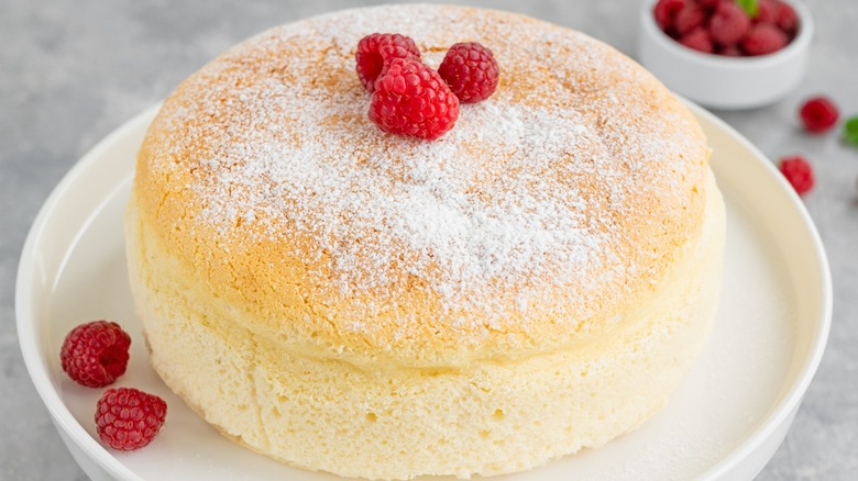 Japanese cotton cheesecake with raspberries