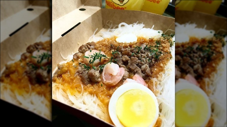 Jollibee Palabok Fiesta with hardboiled egg