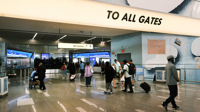 people in LaGuardia airport