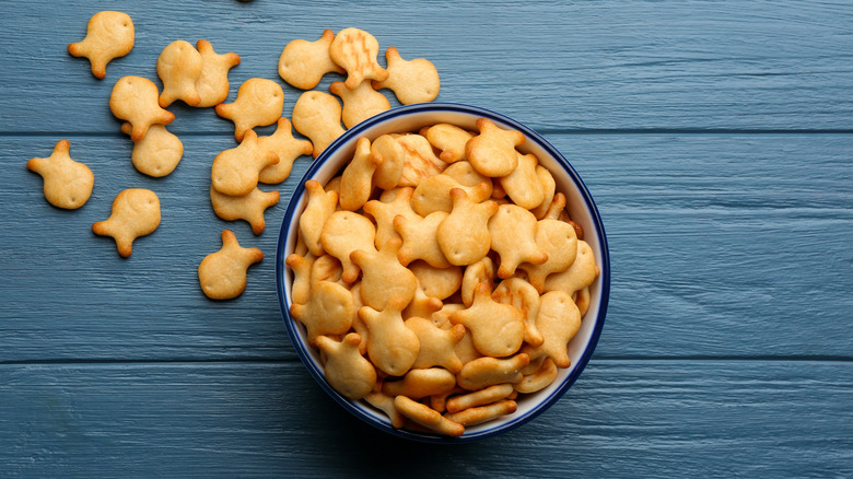 bowl of goldfish crackers