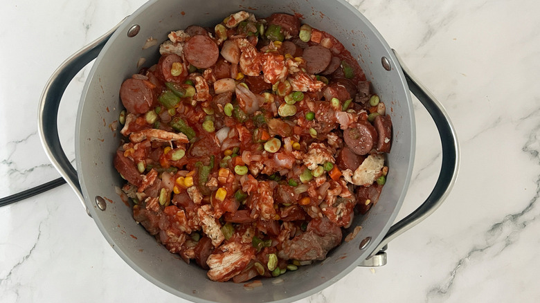 burgoo in white pot