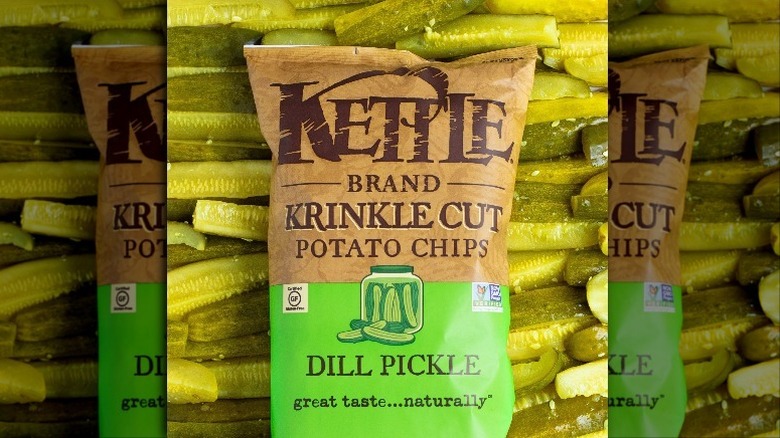 Krinkle Cut Dill Pickle kettle chips