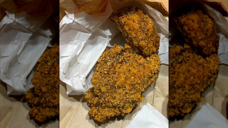 Garlic and pepper chicken pieces KFC Japan