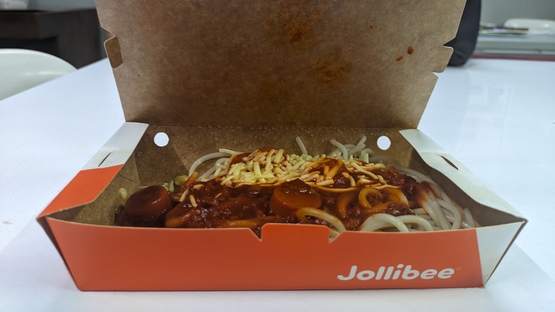 Box of Jolly Spaghetti on white table