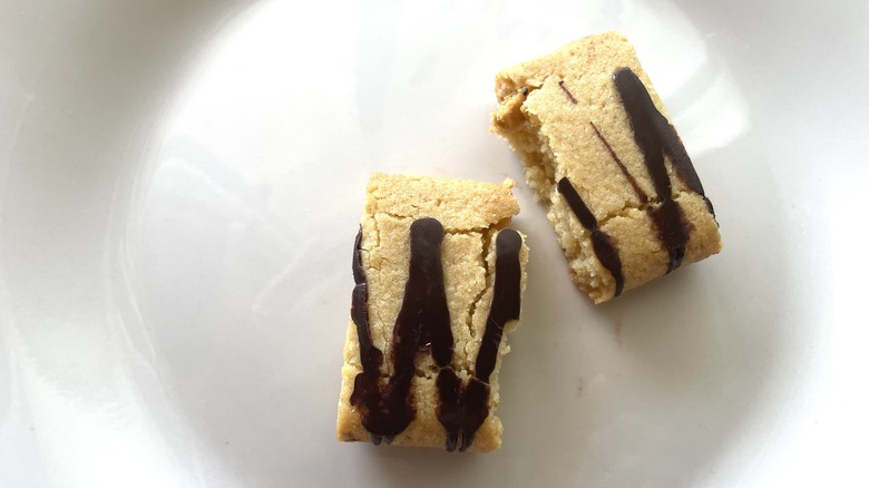 salted caramel kind blondie