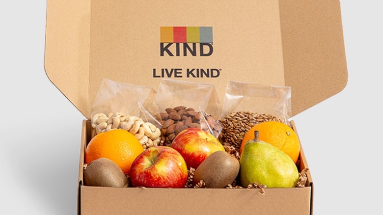 KIND Whole Fruit and Nut Box