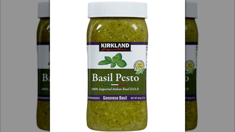 Kirkland Signature basil pesto