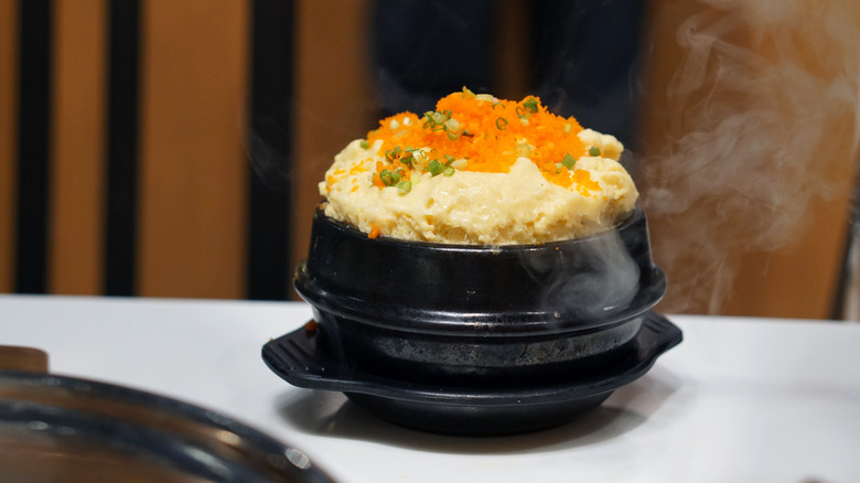 Korean steamed eggs in ttukbaegi