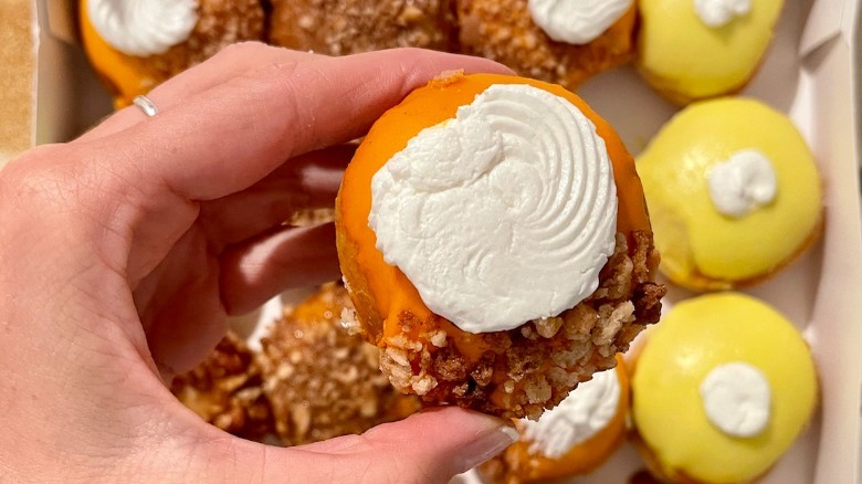 mini pumpkin pie doughnut