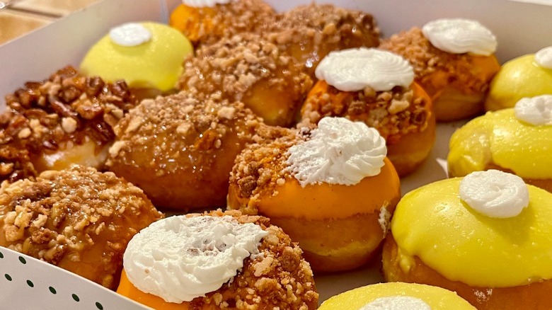 Krispy Kremes Mini Pie Doughnuts Are A Sweet Spin On Thanksgiving Dessert