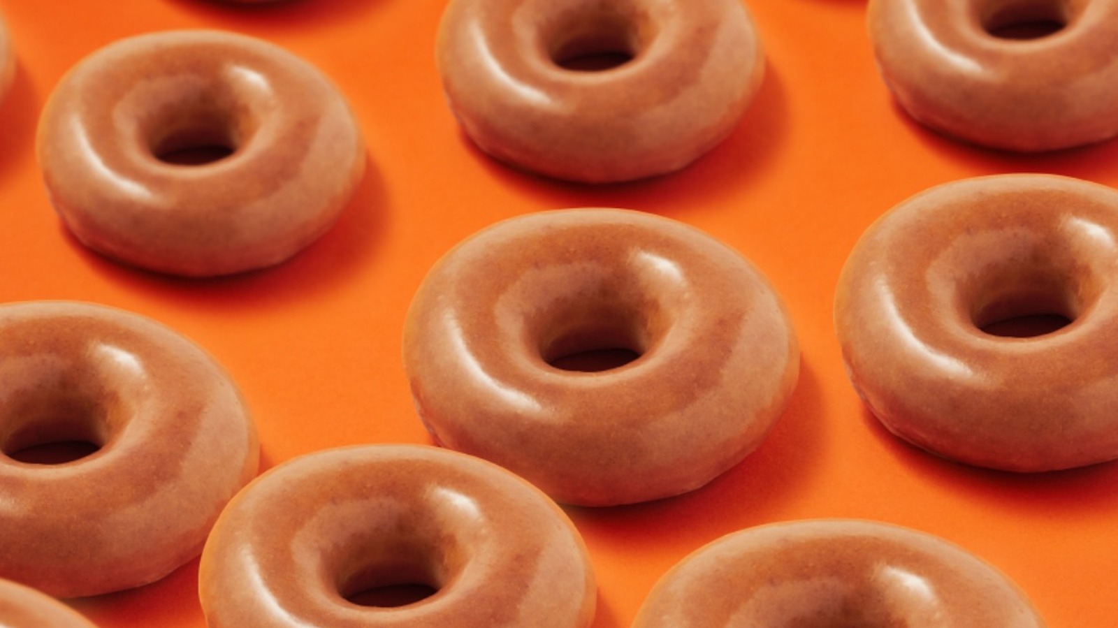 Krispy Kremes Pumpkin Spice Donuts Are Returning For Two Days In April 4539