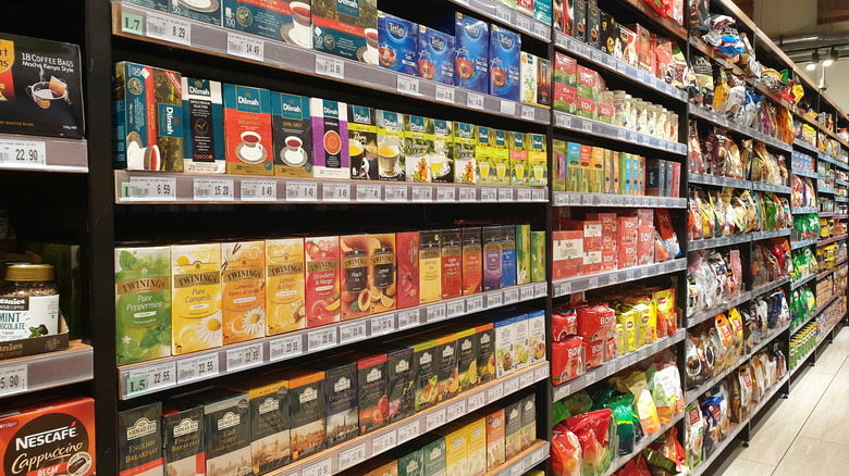supermarket tea aisle