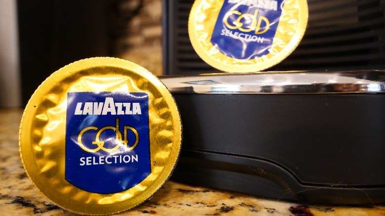 gold lavazza coffee capsules