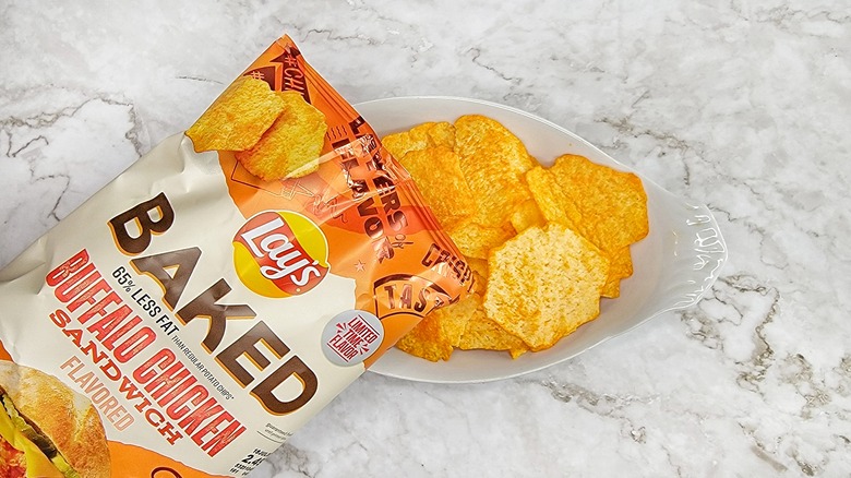 lay's baked buffalo chicken sandwich chips