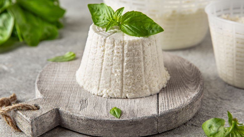 fresh ricotta cheese 