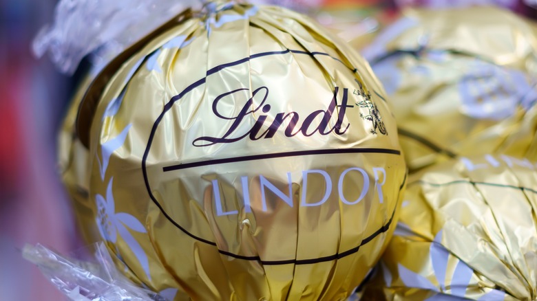 Lindt golden truffle