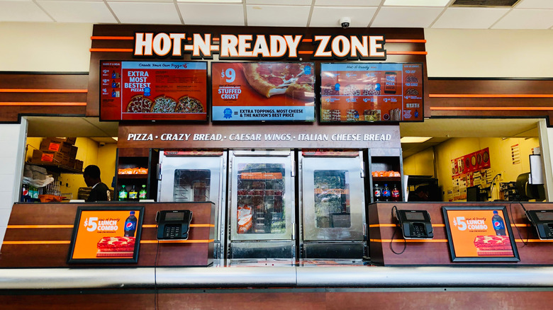 LIttle Caesars ordering counter